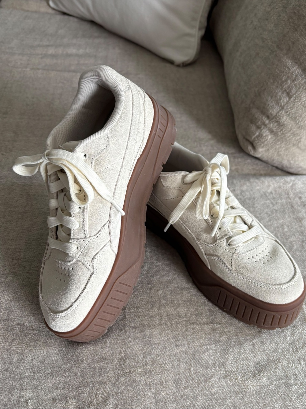 Puma Karmen II Idol Suede Platform Sneakers Womens Sz 9 Cream Gum 397462 04